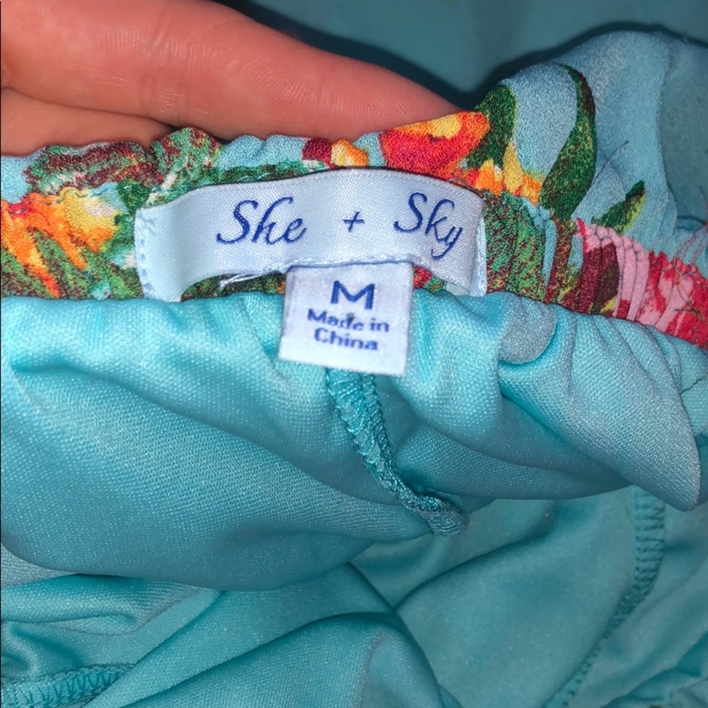 Flower patterned skort - Picture 3 of 3